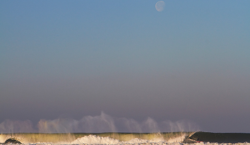 Everything lined up perfectly at Ocean Beach. Photo: <a href=\"http://www.instagram.com/migdailphoto\">@migdailphoto</a>