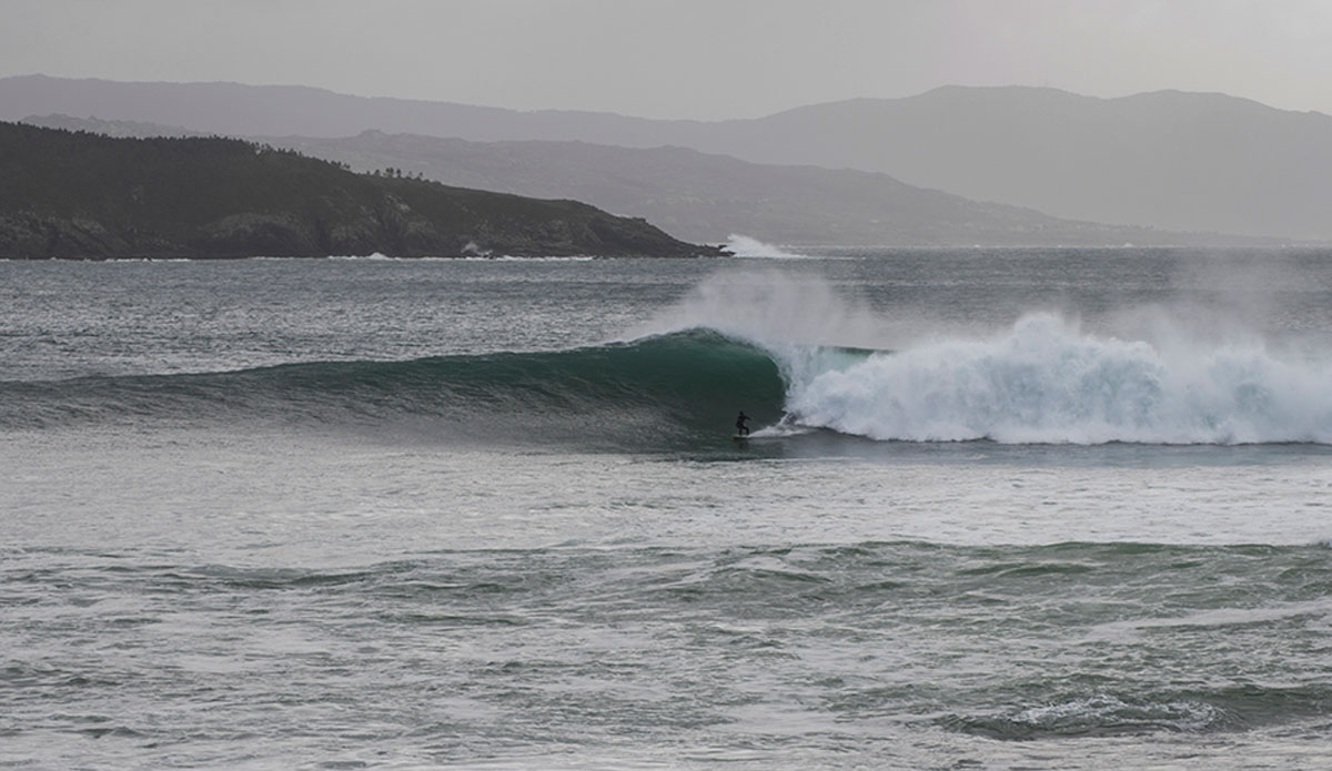 Perfect pointbreak refugees from the great storms of the Galician coast. Photo: Irene Aneiros