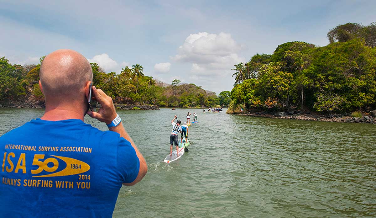 And they\'re off... Photo: <a href=\"http://www.isasurf.org/\"> ISA | Rommel</a>