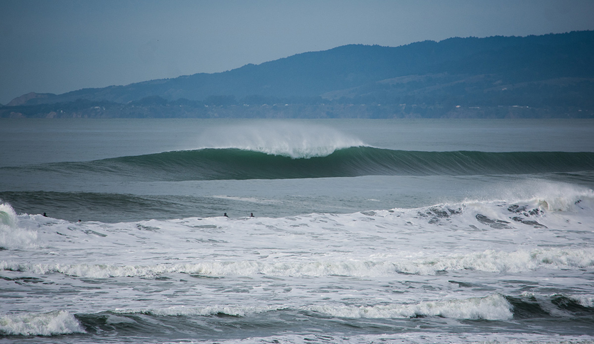 A perfect peeling outer bar bomb, with no one even close to being in position. Classic Nor-Cal. Photo: Jack Bober