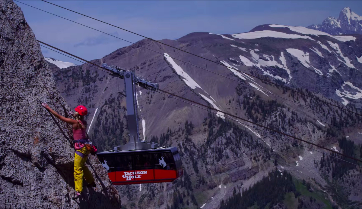 Screenshot: <a href=\"https://www.youtube.com/watch?v=sdJQF0fOOfU\">Jackson Hole</a>