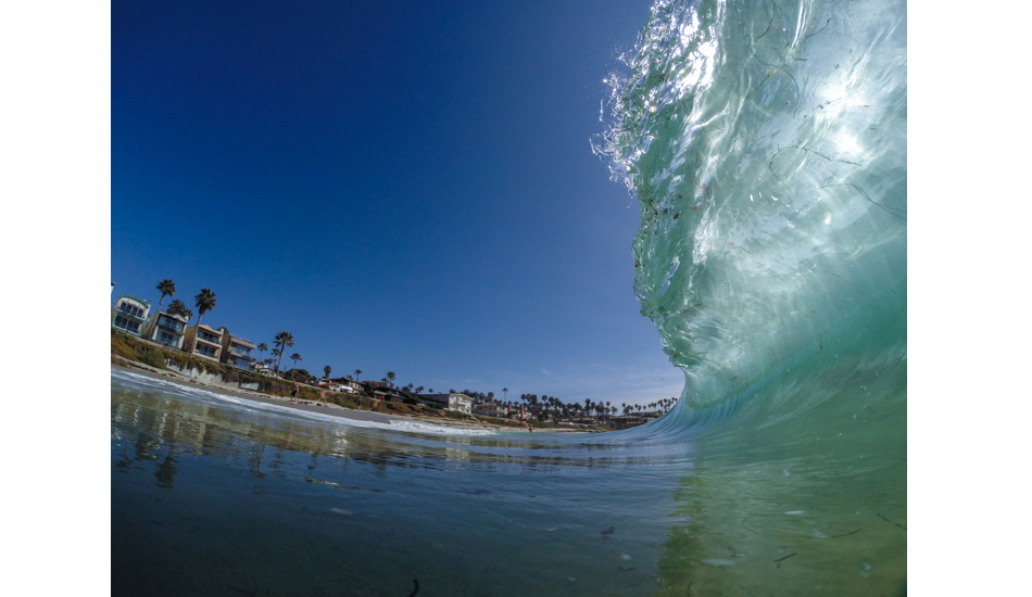 A shallow and glassy shorebreak set in La Jolla. La Jolla, San Diego.