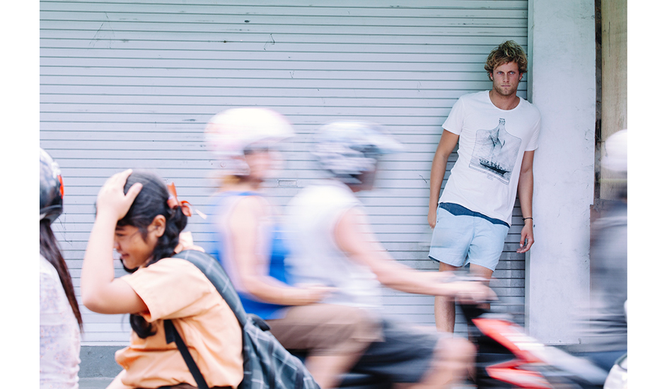 Waiting for a ride back to the beach. Nick Riley.  Photo: <a href=\"http://www.reposarphoto.com\">Jason Reposar</a>