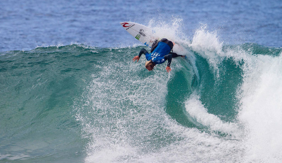 Owen Wright (AUS) advanced into the Quarterfinals of the J-Bay Open winning his Round 5 heat over Gabriel Medina (BRA) and Freddy Patacchia Jnr (HAW) in Jeffreys Bay, South Africa on Monday July 14, 2014. Wright netted an excellent 8.67 (out of ten) high scoring ride and will face Alejo Muniz (BRA) in the Quarterfinals.  Photo: <a href=\"http://www.aspworldtour.com/\">ASP</a>/<a href\"http://www.kirstinscholtz.com/\">Kirstin Scholtz</a>