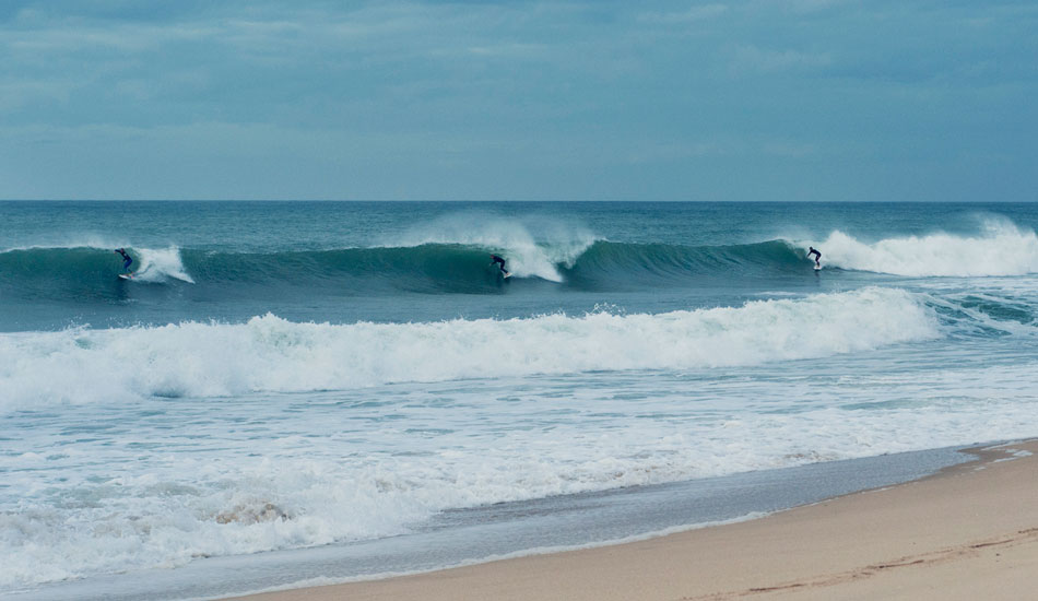 Waves for everyone. Photo: <a href= \"http://joaobracourt.com/\" target=_blank>Joao Bracourt.</a>