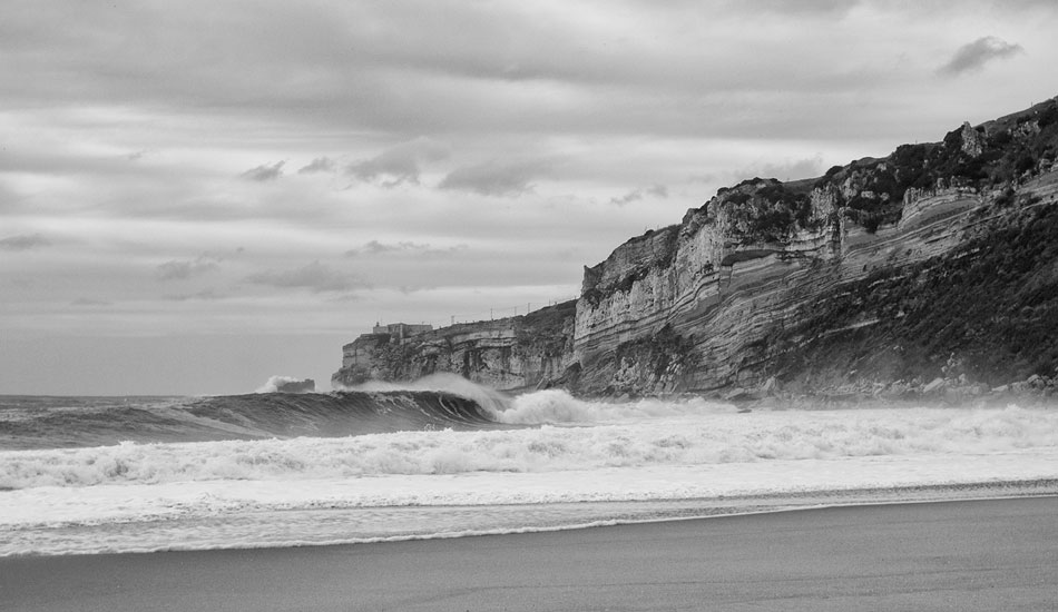 On the southern beach, it was eight foot and perfect but nobody bothered to surf it. Photo: <a href= \"http://joaobracourt.com/\" target=_blank>Joao Bracourt.</a>