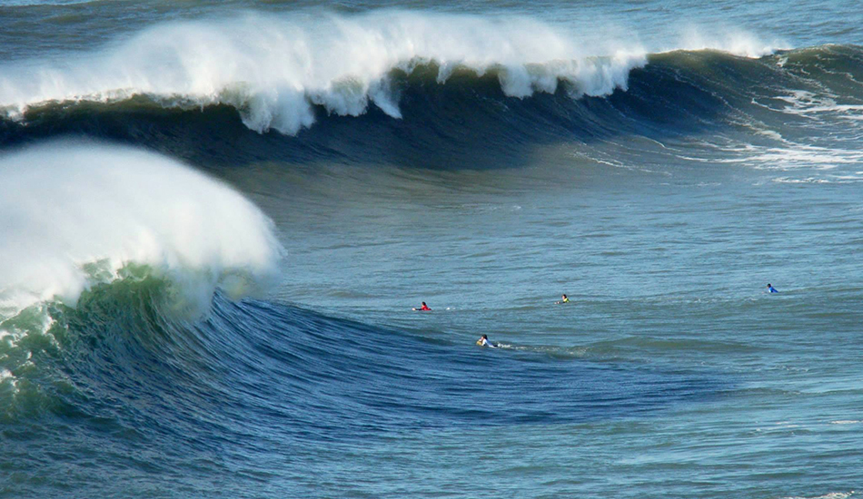 Nazaré: Save us! Photo: Jose Pinto