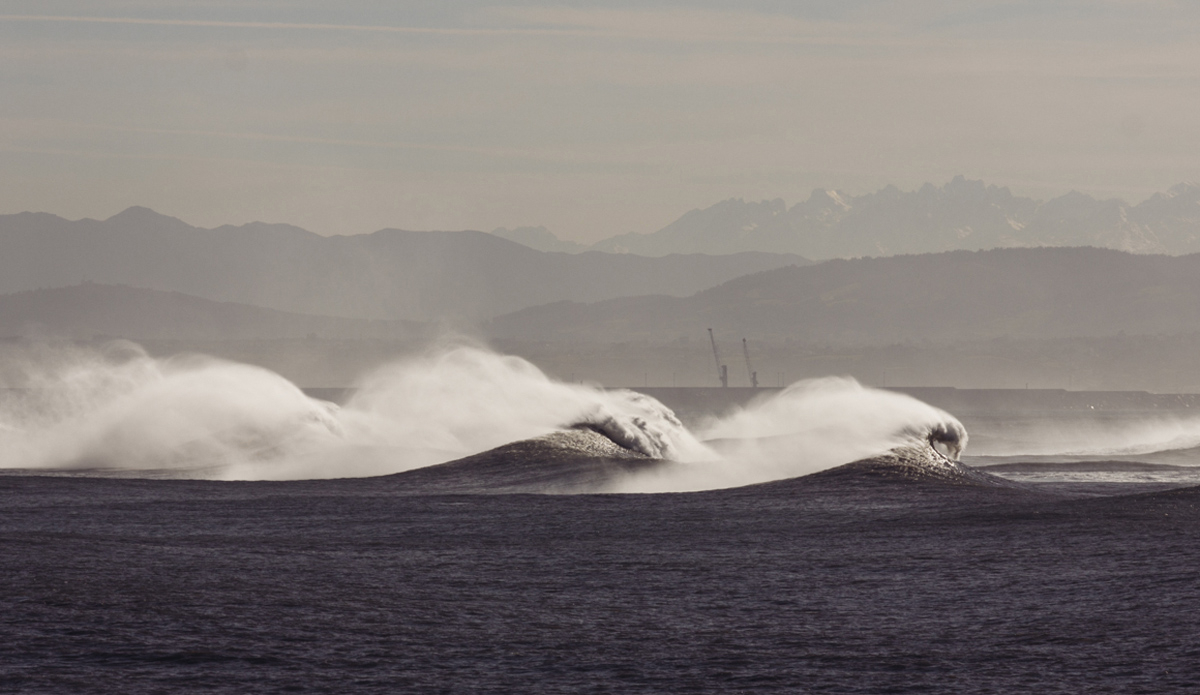 Sometimes the mountains come to the sea. Photo: <a href=\"http://www.instagram.com/northmorla\">@NorthMorla</a>