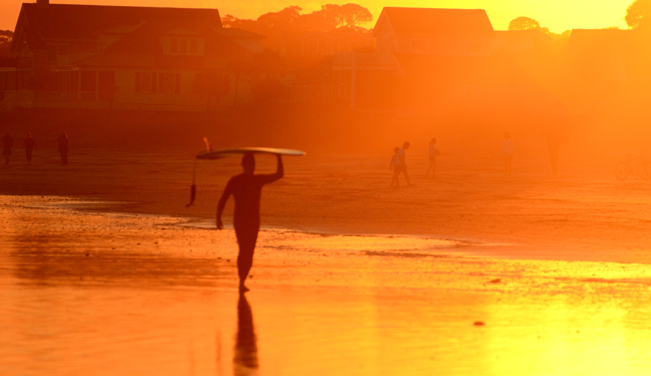 Fall sunsets can be pretty awesome. Photo: <a href=\"http://follyhood.blogspot.com\">Justin Morris</a>