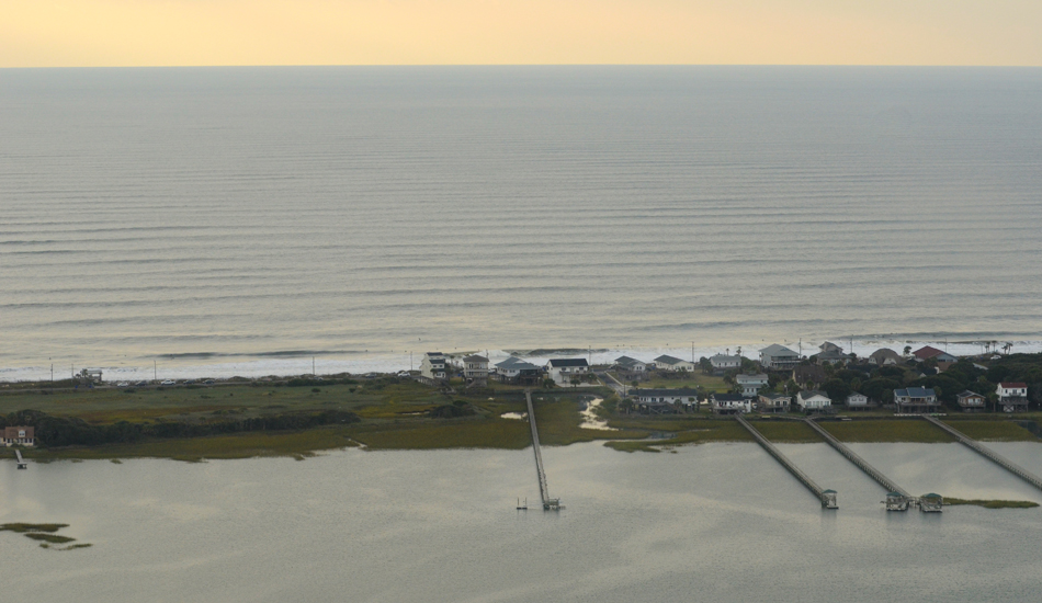 Here\'s another helicopter shot from Sandy. Lines for days! Photo: <a href=\"http://follyhood.blogspot.com\">Justin Morris</a>