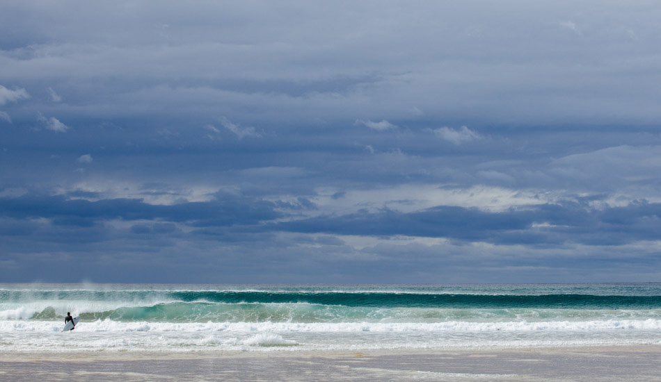 Unknown surfer about to get in at the Bytonshire. Photo: <a href=\"http://www.mackie-studio.com\">Karl Mackie</a>