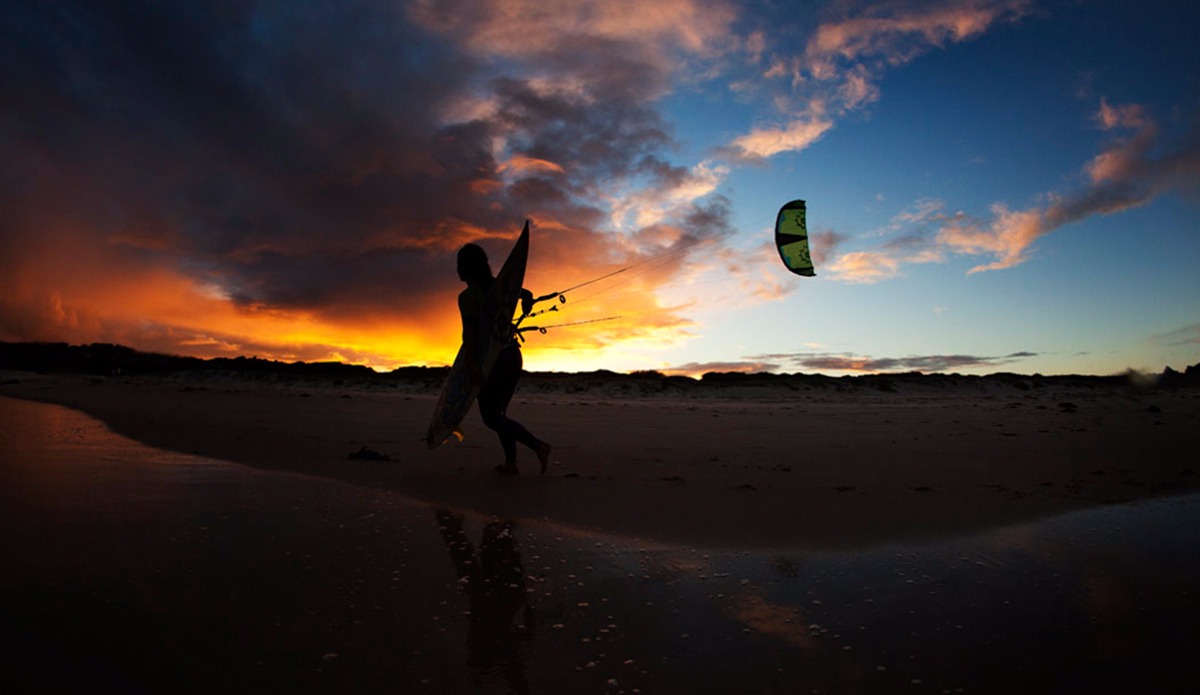 Michelle England squeezes in a late kitesurfing session in Newcastle, NSW Australia. Photo: <a href=\"https://instagram.com/krystlejwright/\">Krystle Wright</a>