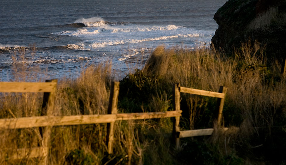 Another empty East England reef with no one out. Photo: <a href=\"http://www.reposarphoto.com\">Jason Reposar</a>