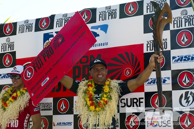 A familiar position. Slater raising the top prize in Fiji.  Photo: ASP