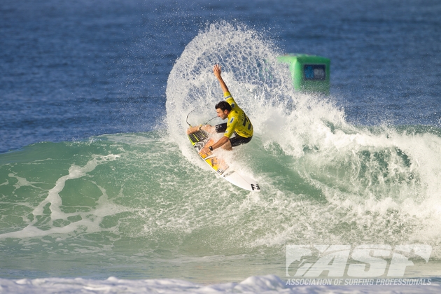 Parko took advantage of Slater\'s absence at Rio and registered a second place. Photo: ASP