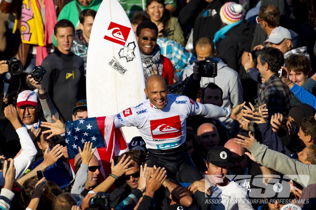 And Kelly emerged victorious once more. “I had my first win here 20 years ago and that’s pretty crazy. Obviously when you go out there you want to win the heat, but I would have been really stoked if Dane (Reynolds) pulled a 10 out of his hat at the end of the heat, it would have been pretty rad.” Photo: ASP