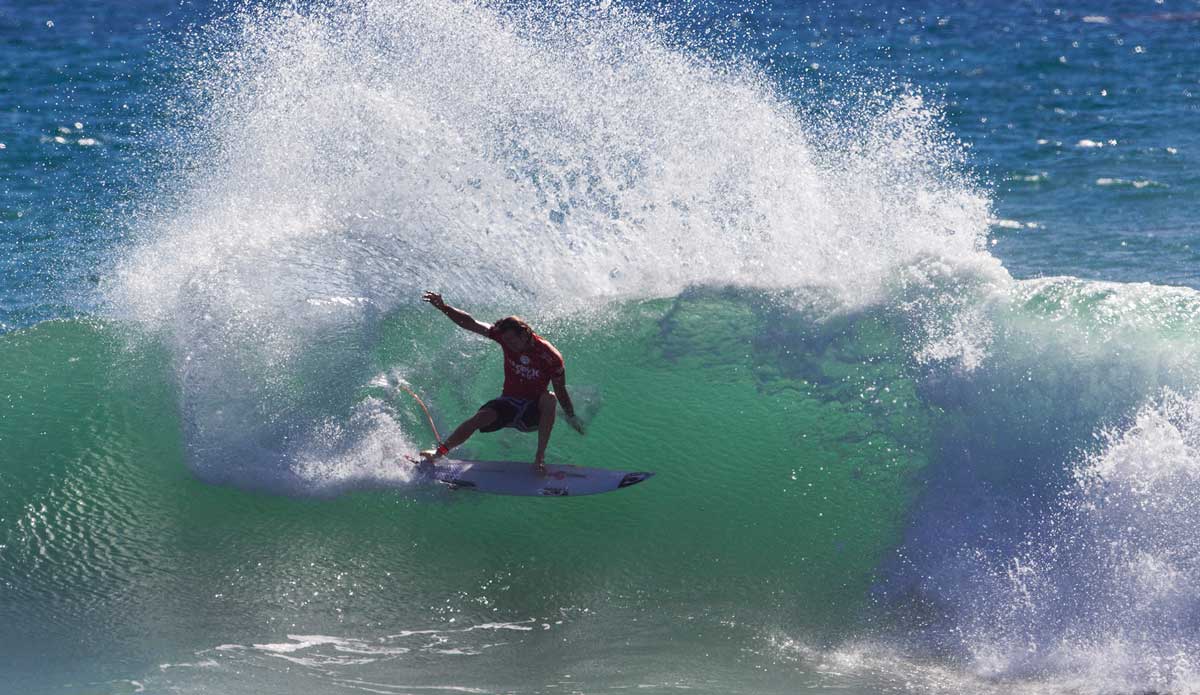 Surprisingly, this was Jordy\'s first win of the 2014 season. Photo: <a href=\"http://www.aspworldtour.com/\">ASP/Rowland</a>