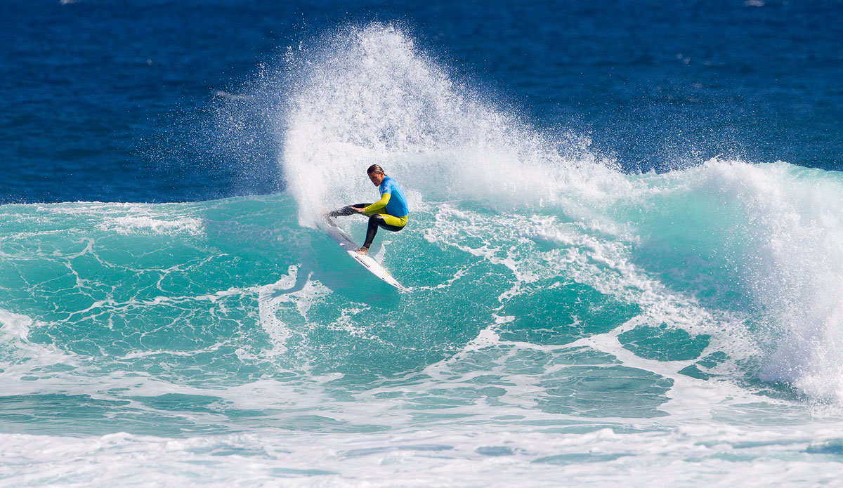 Courtney Conlogue finds a jam section. Photo: <a href=\"http://www.worldsurfleague.com/\">WSL</a>