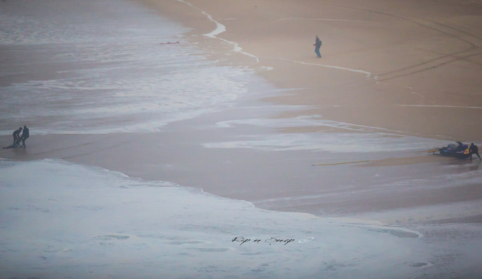 At first, I did not want to share this picture, but I am so happy that Maya survived this very serious situation and is feeling well today. This picture really shows what Nazaré is all about–pure and raw ocean power! I decided to show the picture after all because if you want to surf Nazaré, you have to be very well prepared, both physically and mentally, for the worst case scenario, but even a pro big wave surfer like Maya can get in trouble at this terrifying place. Photo: <a href=\"https://www.facebook.com/ripandsnap\" target=_blank>Mark Wengler</a>