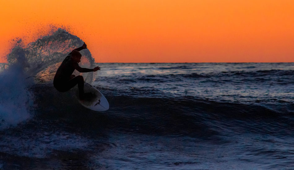 Unknown surfer throwing buckets in La Jolla. Photo: <a href=\"http://www.mattadenphotography.com\">Matt Aden</a>