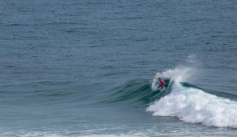 Carissa Moore with power to spare. Photo: <a href=\"http://mattdunbar.com.au\">Matt Dunbar</a>