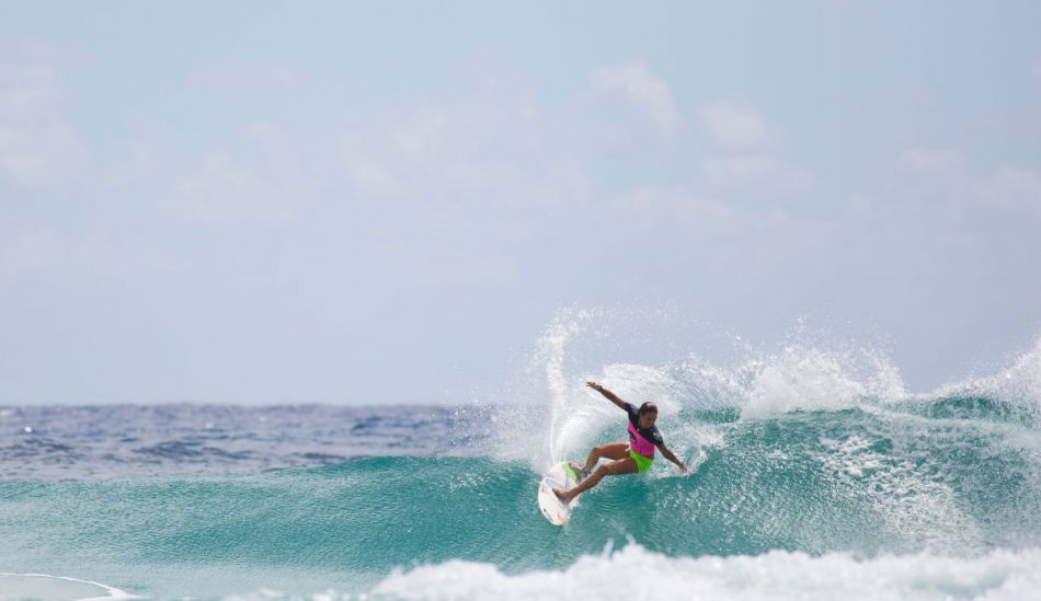 Sally Fitzgibbons lays down a slick cutback. Photo: <a href=\"http://mattdunbar.com.au\">Matt Dunbar</a>