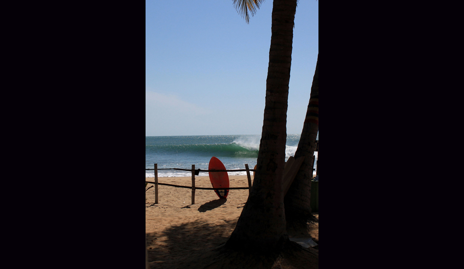 <strong>Sri Lanka.</strong> An empty small gem. Even if it was small this wave can always surprise you with some barrelling sections. The reef is really close to the beach and it was very funny taking few pictures. Image: Sbrizzi