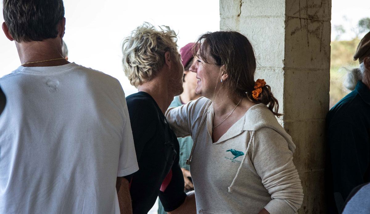 Tanner Hendrickson giving condolences. Photo:<a href=\"https://instagram.com/mauimarcc\"> Marc Chambers</a>