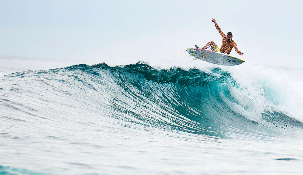 Sergio Navarro throwing a little air. Photo: <a href=\"http://www.shootingdownthebarrel.com/\">Nico Palacios</a>