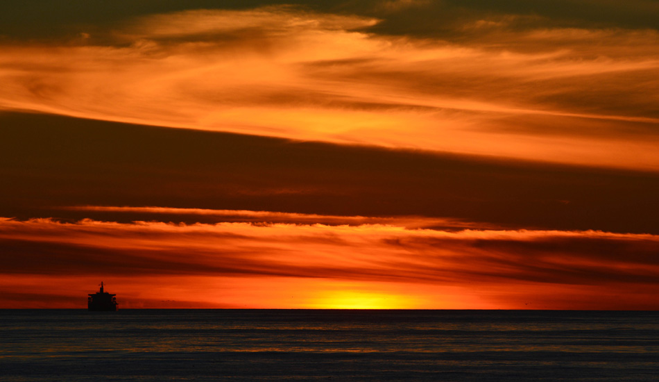 Fire in the sky at El Porto. Photo: <a href=\"http://www.mikearonesty.com\">Mike Aronesty</a>