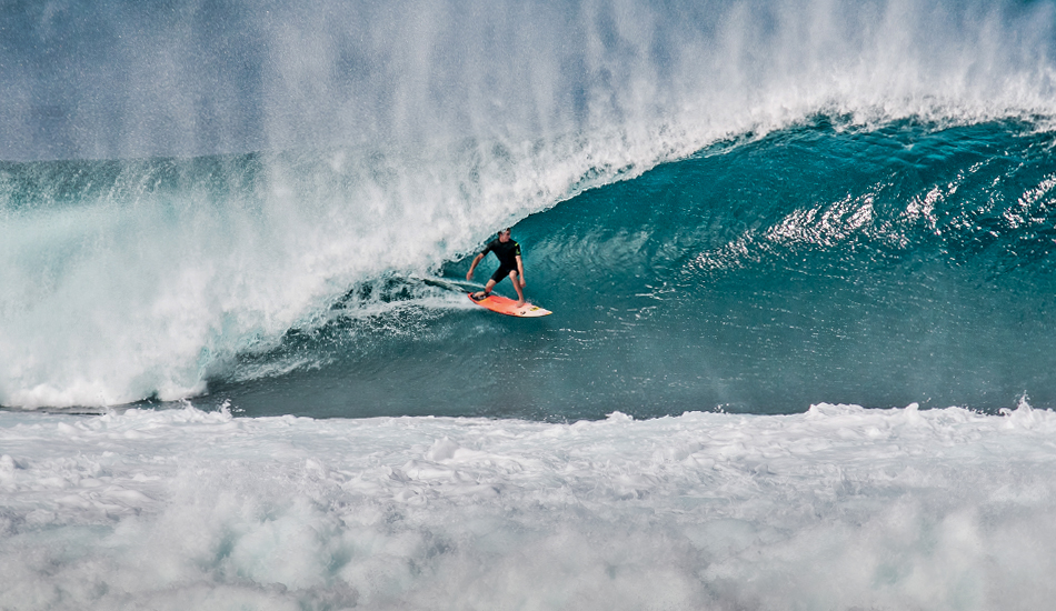 Jamie O\'Brien as always, shacked at home, Pipeline.Photo: <a href=\"https://www.facebook.com/SCsurfshots\">Mike Healey</a>