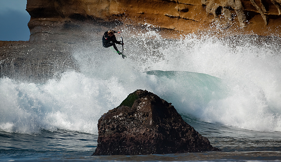 Austin Smith-Ford elevates at Rat Bay somewhere in California.
 Photo: <a href=\"https://www.facebook.com/SCsurfshots\">Mike Healey</a>