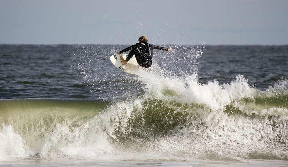 Tom Petriken, New Jersey slob grab. Photo: <a href=\"http://www.mikeincittiphotography.com/\" target=_blank>Mike Incitti</a>