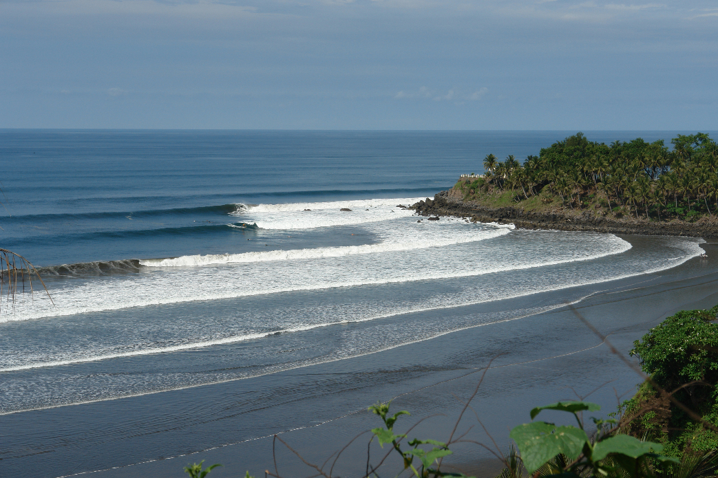 Las Flores Point in El Salvador is your classic right-hand point break, the kind you mind surf in all the videos and magazines. This place can handle a large swell and has a great pace to the wave to provide you with nothing but leg-burners. Photo: Ricardo Rivas Basil