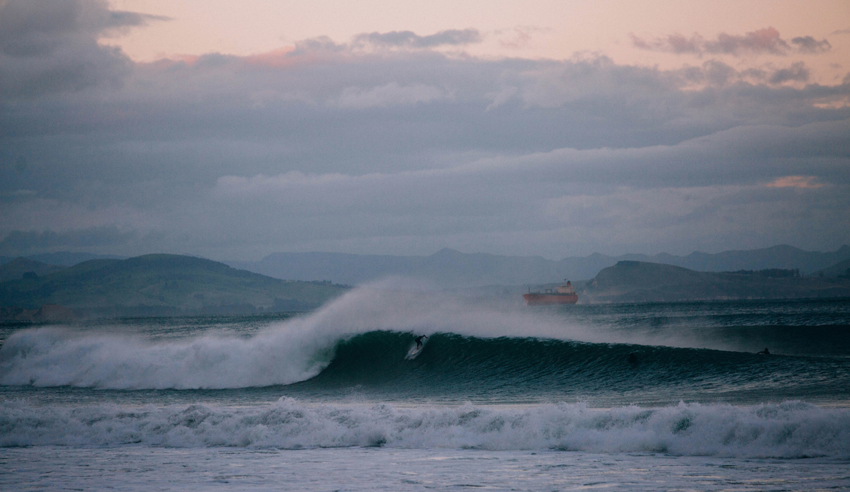 Rolling into a bomb. Photo: <a href=\"http://www.jdsmit.co.nz\">Jono Smit</a>