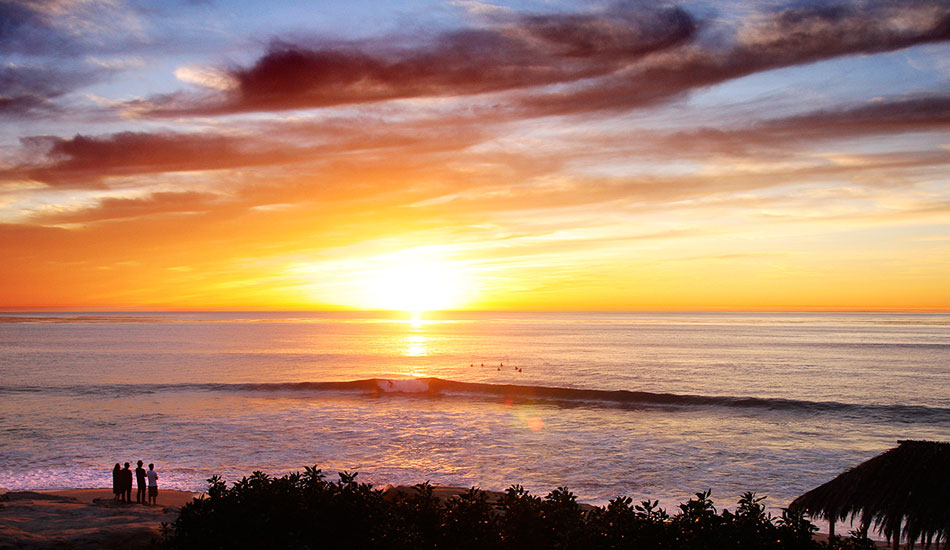 Arvo surf with the boys. Photo: <a href=\"http://www.nickliotta.com\">Nick Liotta</a>