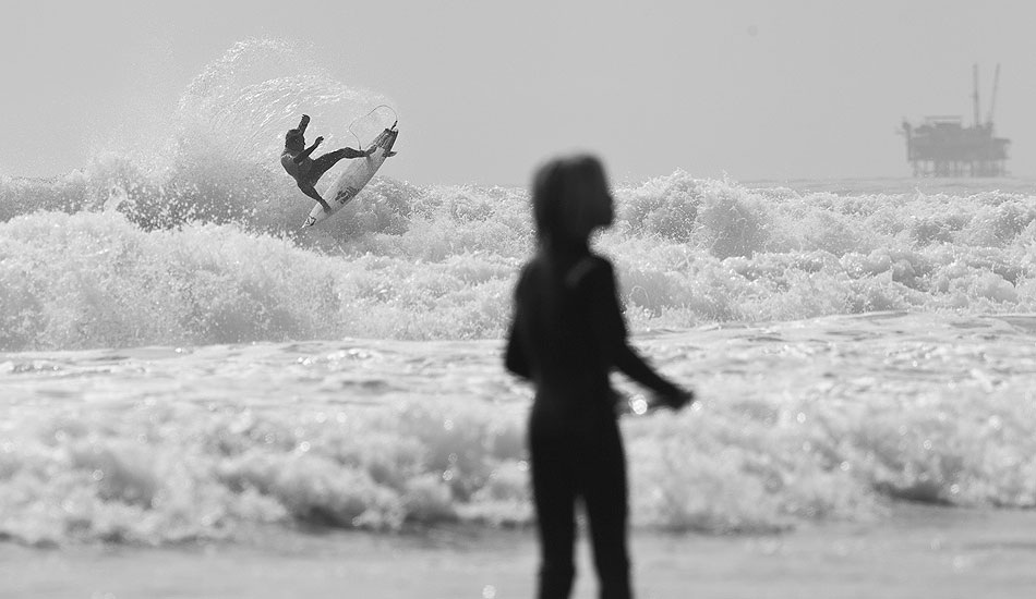 Parker Coffin going left at Rincon. Photo: <a href=\"http://www.nickliotta.com\">Nick Liotta</a>