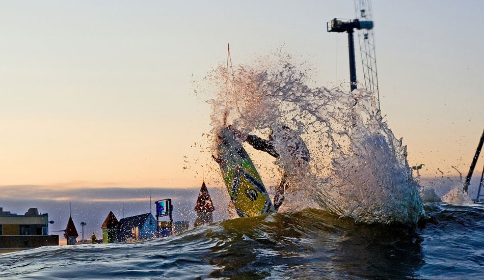 Brendan Buckley indulges the evening light. Photo: <a href=\"http://www.mikeincittiphotography.com/\" target=_blank>Mike Incitti</a>