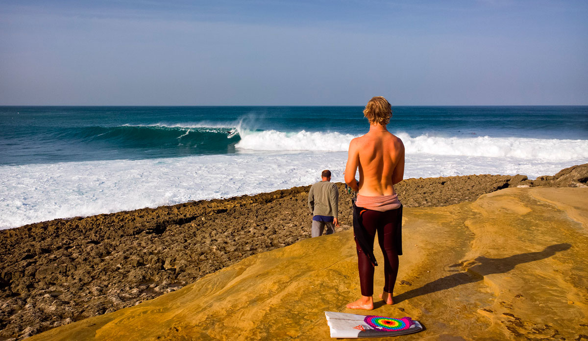 The morning of the last day of competition at Ericeira. Photo: <a href=\"https://joaobracourt.wordpress.com/\"> João Bracourt</a>