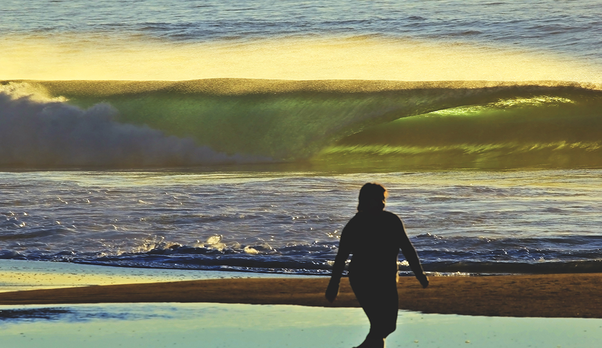 A local enjoys her morning walk while Mother Nature carves out glass sculptures in the background. Photo: <a href=\"http://www.hollytreephoto.com/\" target=\"_blank\">Holly Shoebridge</a>