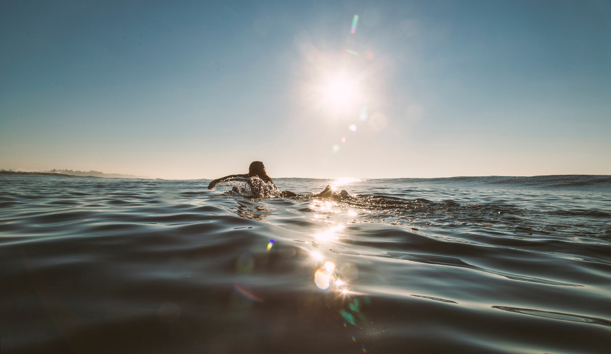 That first morning paddle in, is one of the little things that make you come alive. Photo: <a href=\"http://www.kheperphoto.com/\">Paola Núñez Linares</a>