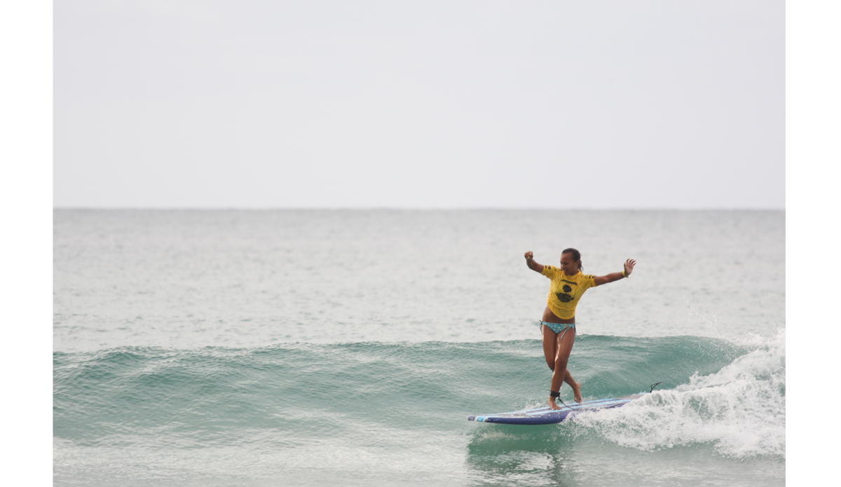 Cross stepping in the last heat of the day. Photo: <a href=\"http://www.danegrady.com/\">Dane Grady</a>