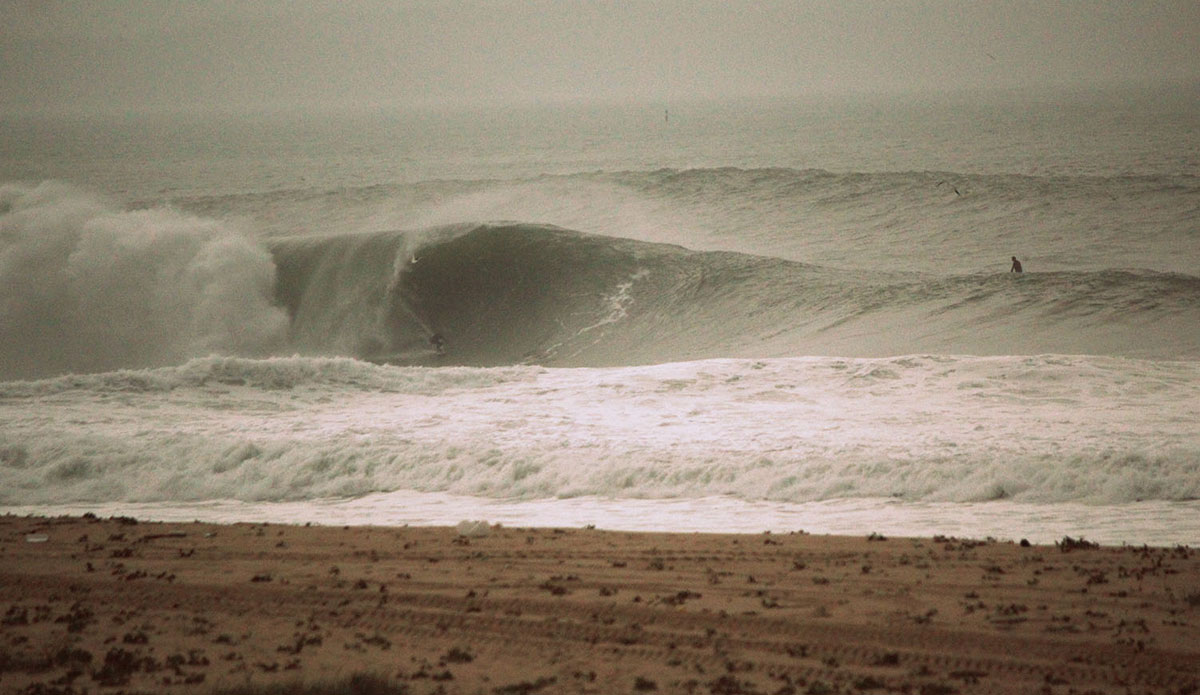 Sebastian exits a perfect tube. Photo: <a href=\"https://www.facebook.com/jose.pinto.31521\">Jose Pinto</a>