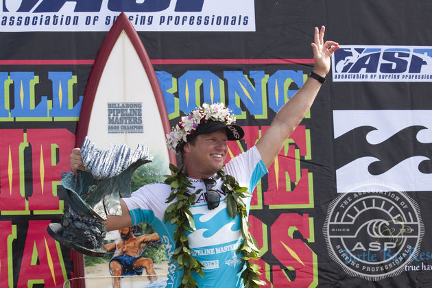 Taj Burrow seized his first Pipe Masters title, pictured, in 2009. Photo: ASP