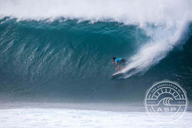 With both Pipe and Backdoor open for business, Parko threaded a variety of barrels all the way to a Pipe Masters title. Photo: ASP