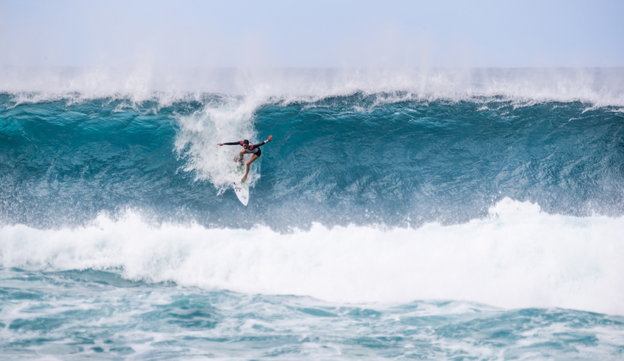 This is what Sally Fitzgibbons looks like when she makes it. Photo by Brent Bielmann/WSL