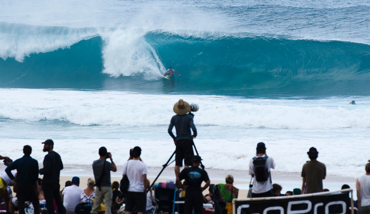 Despite it being mostly a Backdoor show, Pipeline showed its face on occasion. Photo: <a href=\"http://mattdunbar.com.au\" target=\"_blank\">Matt Dunbar</a>