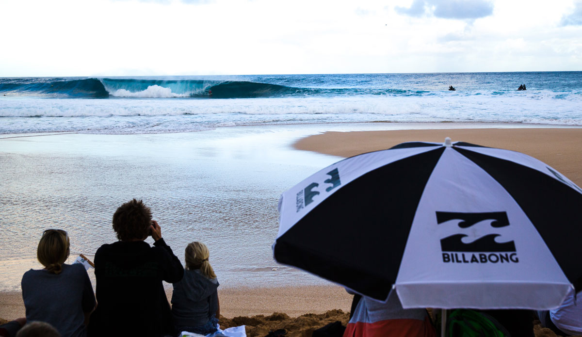 A glorious morning for a Pipe Master final, eh? Photo: <a href=\"http://mattdunbar.com.au\" target=\"_blank\">Matt Dunbar</a>