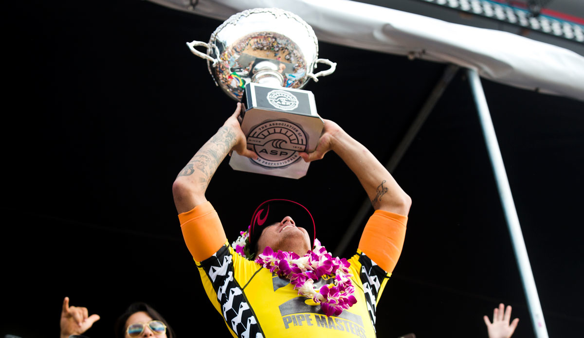 Waited all year to hoist this trophy. It was worth it.  Photo: <a href=\"http://mattdunbar.com.au\" target=\"_blank\">Matt Dunbar</a>