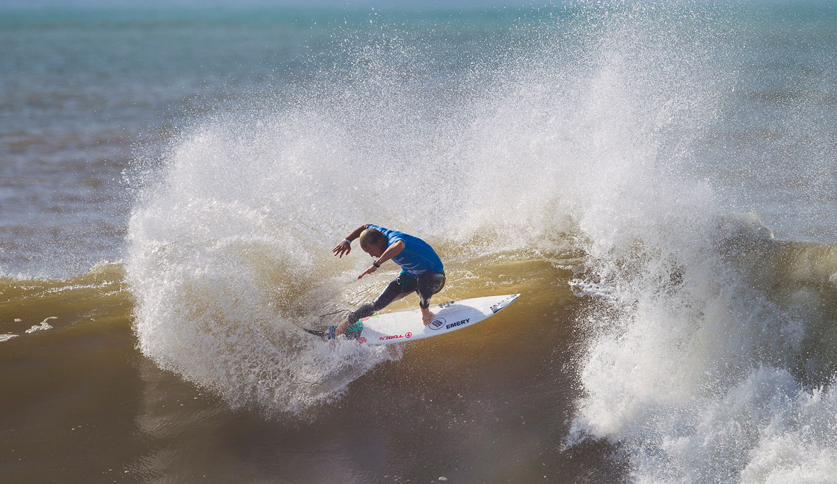 Adam Melling caused a huge upset when he defeated Joel Parkinson during Round 3 of the Moche Rip Curl Pro in Portugal. Melling advanced into Round 4 while Parkinson was eliminated. Photo: <a href=\"http://www.aspworldtour.com/\">Kirstin Scholtz</a>